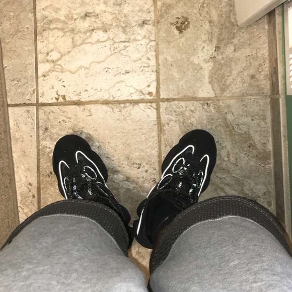 📦SOLD📦 ADIDAS YEEZY BOOST 500 “UTILITY BLACK” - Picture 9 of 10